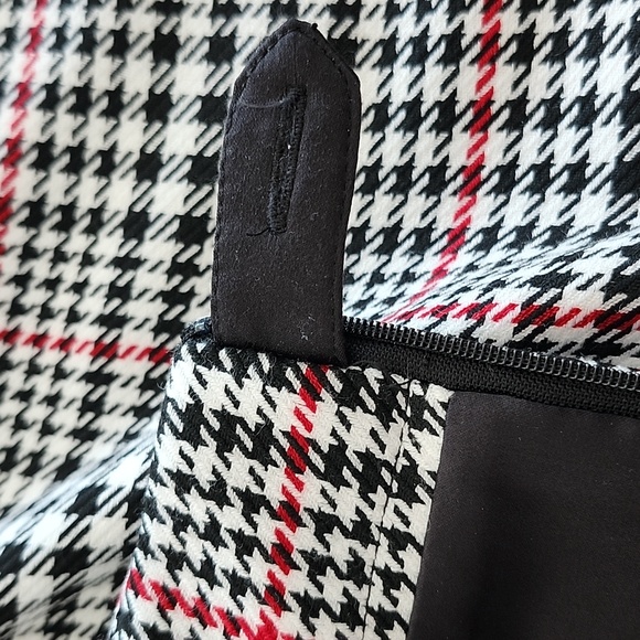 LAURA NWT Plaid Pencil Skirt Sz 10 - Picture 5 of 8